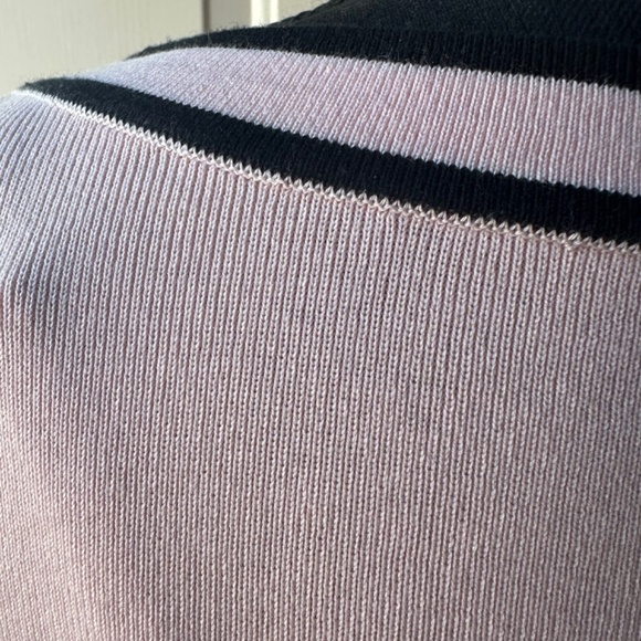 WomenTalbots Pink long sleeve boat neck Top Size XS. - Picture 7 of 16